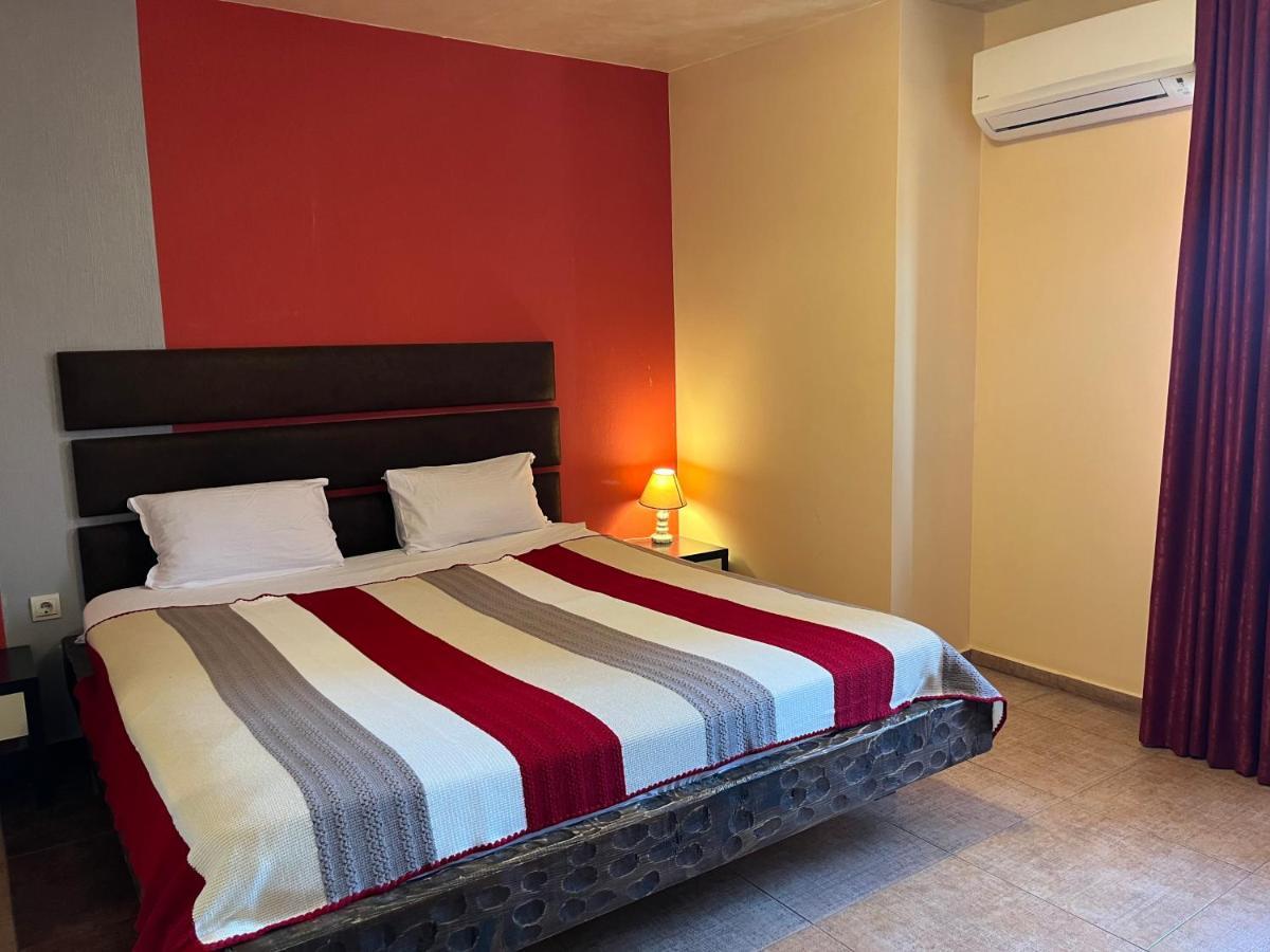 Family Hotel Bunara Brestnik エクステリア 写真